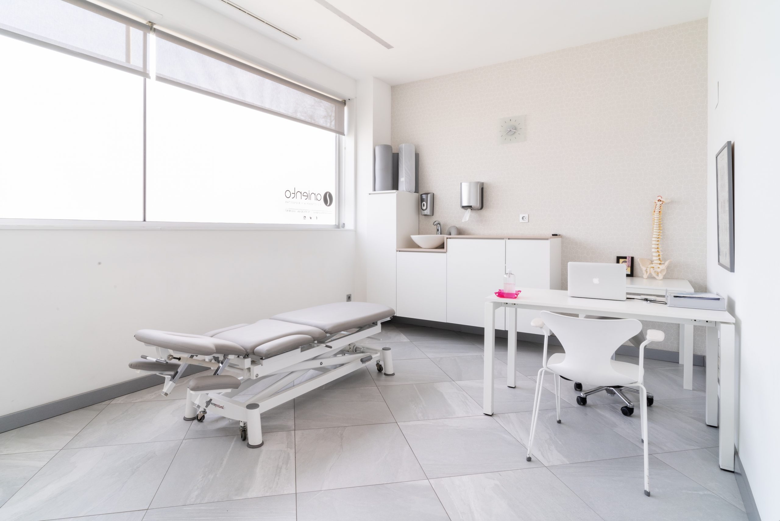 Imagen de ANIENTO FISIOTERAPIA Y BIENESTAR, S.L.P